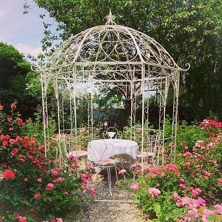 Отель Isabelle'S Rosegarden Beckerich Экстерьер фото